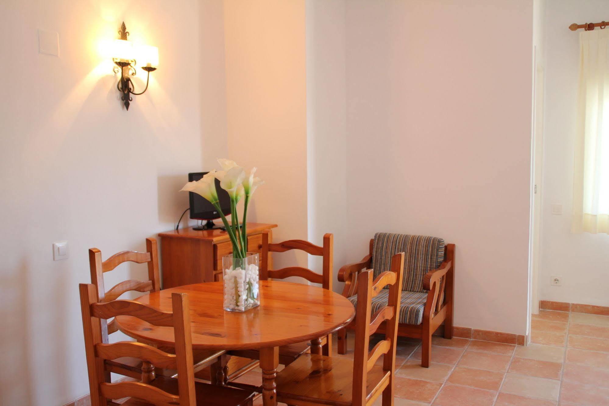 Bungalows El Arenal Hotel ฮาเวอา ภายนอก รูปภาพ