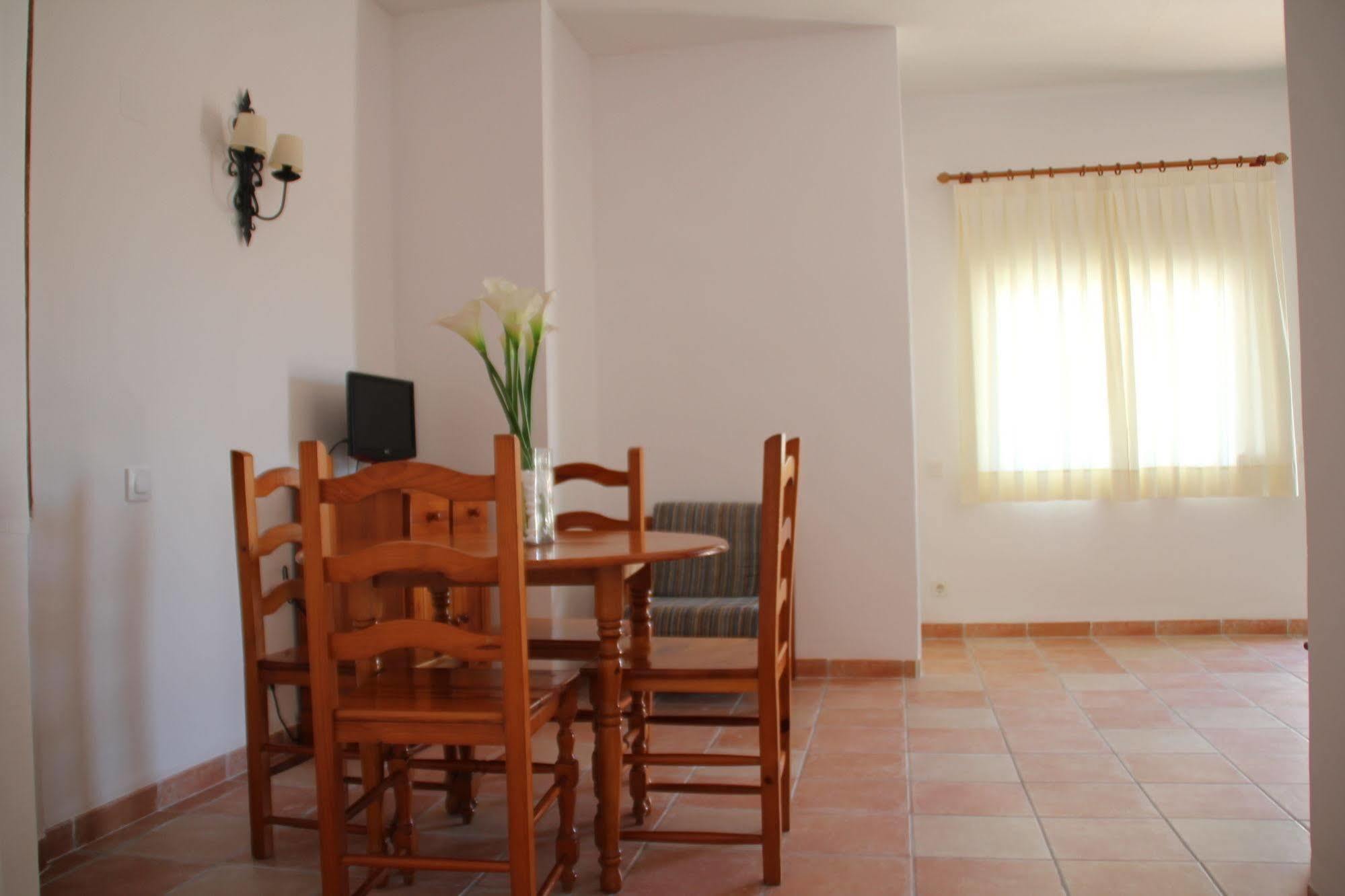 Bungalows El Arenal Hotel ฮาเวอา ภายนอก รูปภาพ