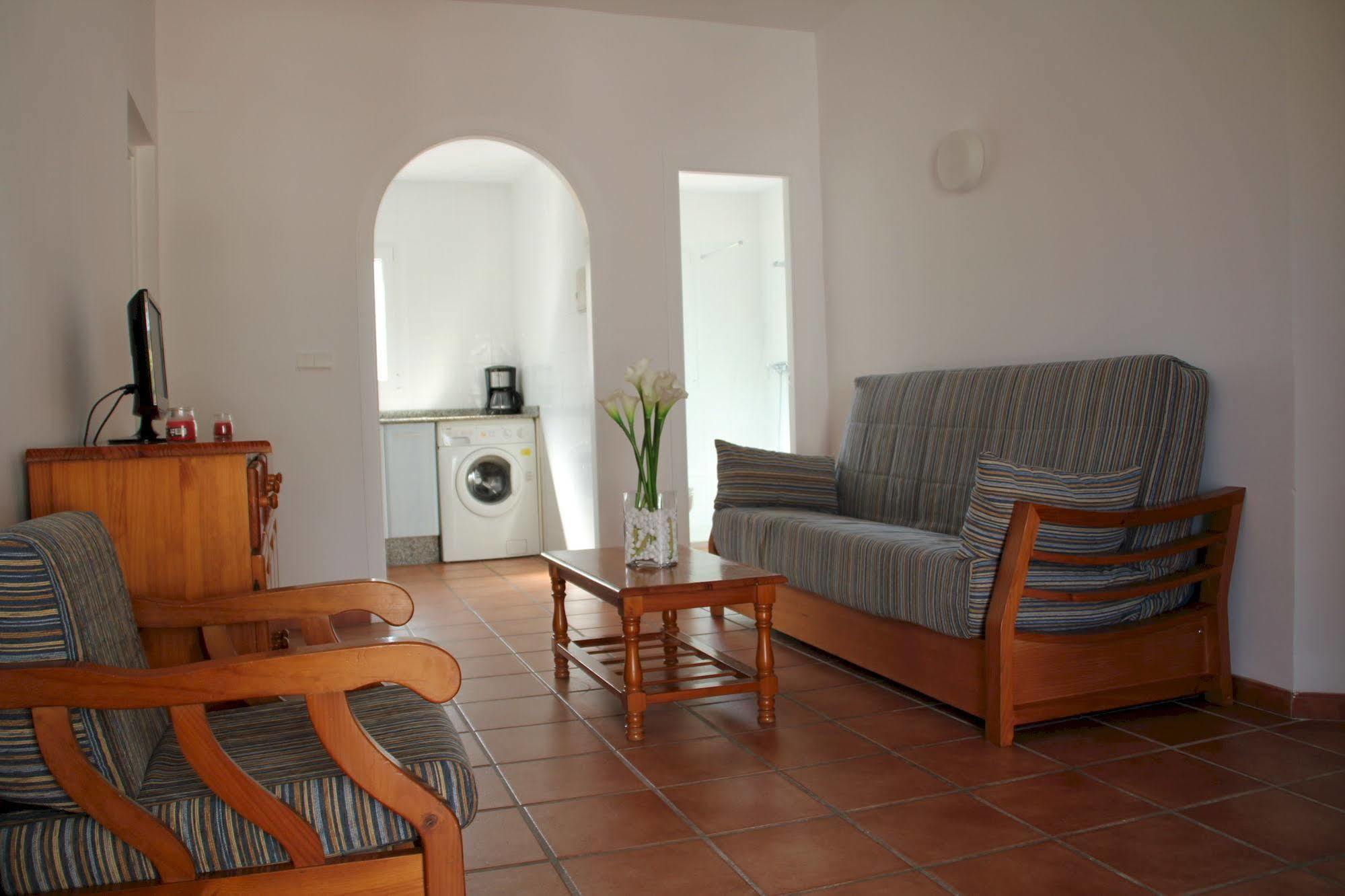 Bungalows El Arenal Hotel ฮาเวอา ภายนอก รูปภาพ