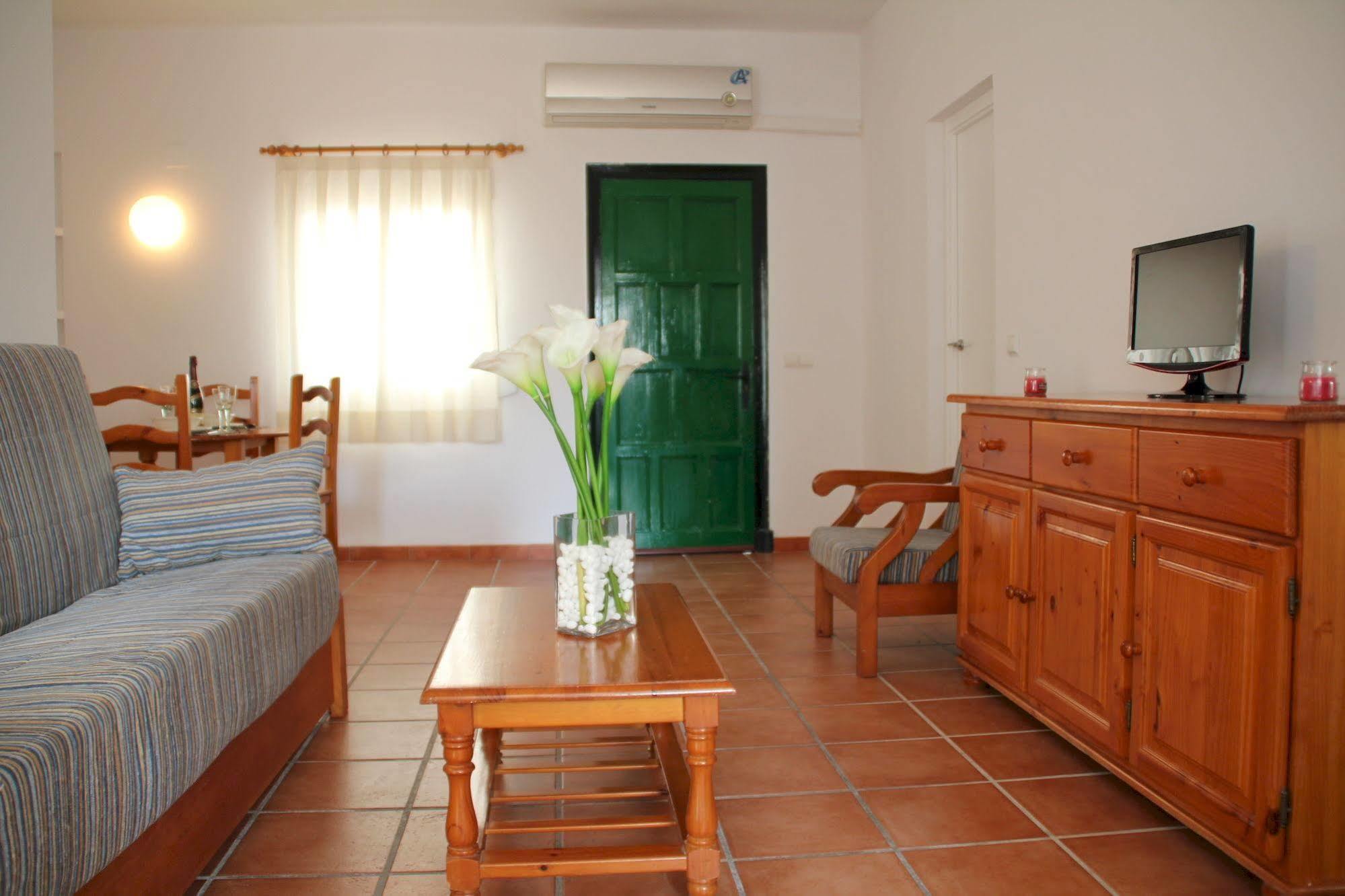 Bungalows El Arenal Hotel ฮาเวอา ภายนอก รูปภาพ